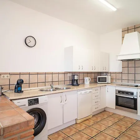 3 Bedroom Beautiful In Дом отдыха *